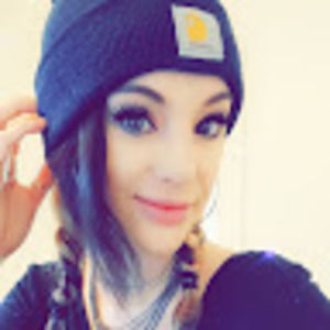 Meet your Posher, Tia